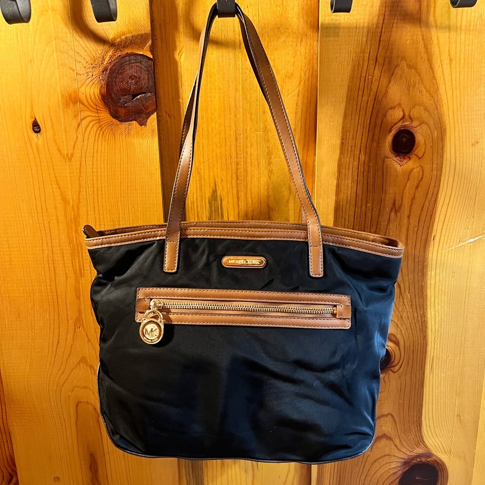 Michael Kors tote